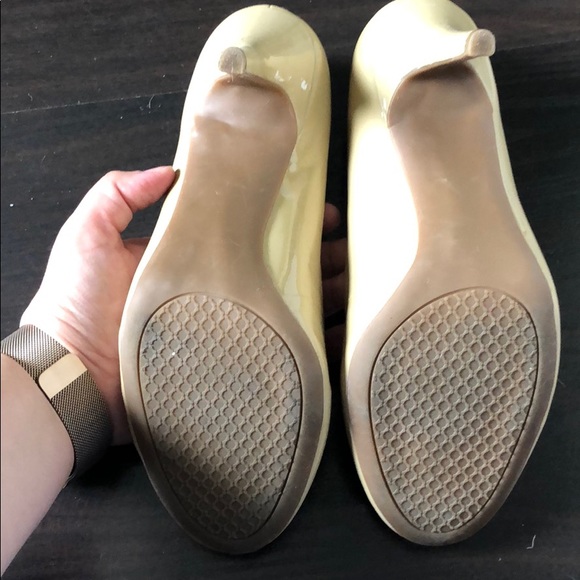 Nude Jessica Simpson heels - Picture 5 of 5